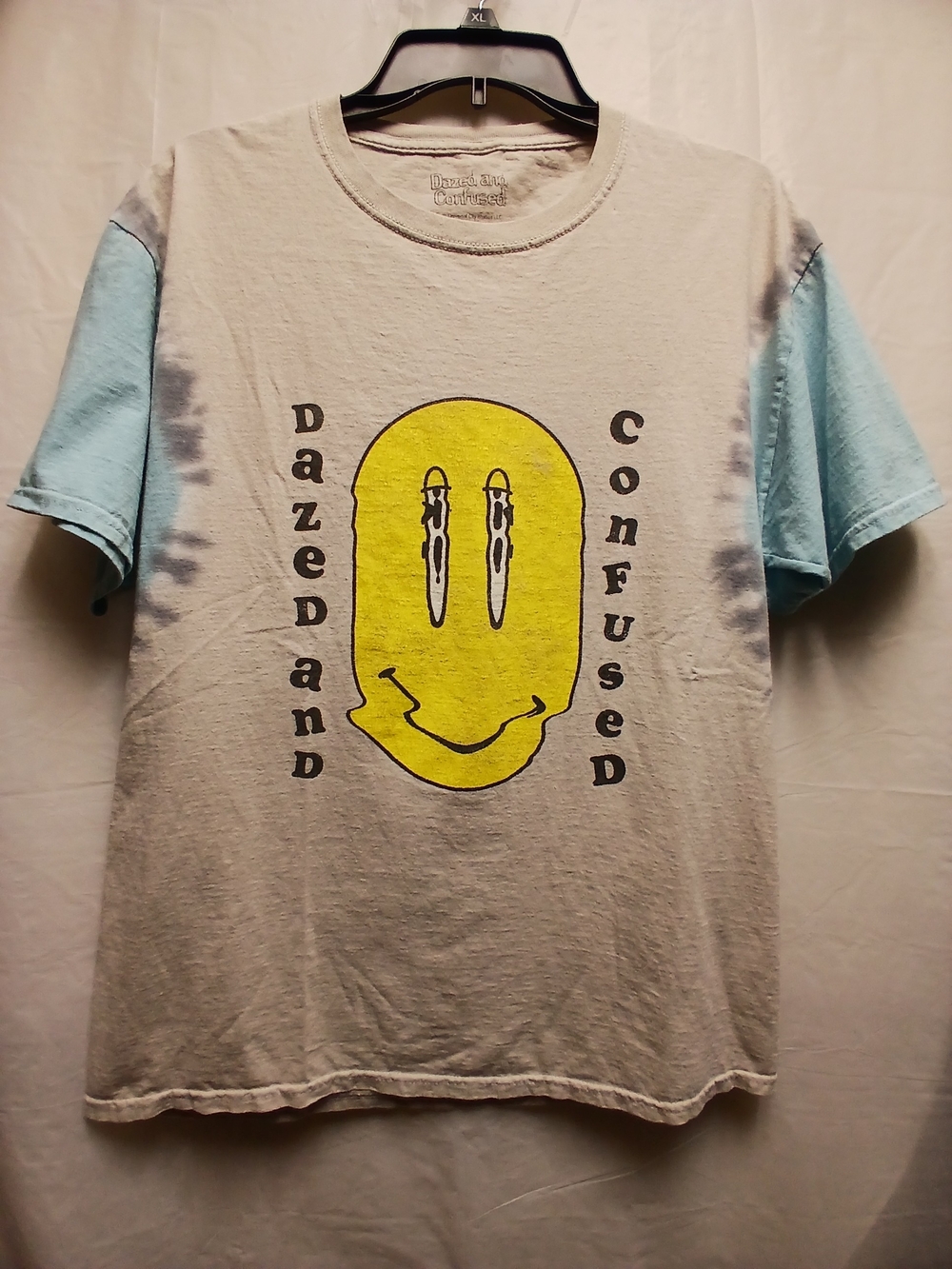 Dazed and Confused Men's Yellow Smiley Graphic Tee